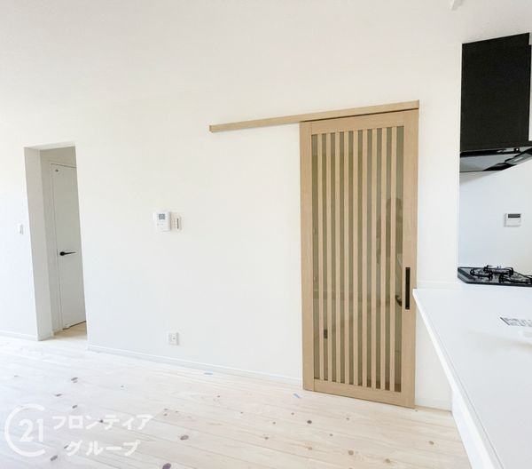 京都市伏見区向島津田町の中古一戸建て(リビング)