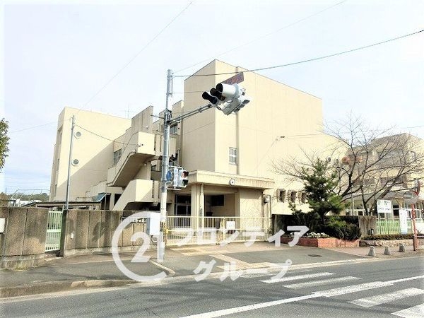 城陽市寺田島垣内の中古一戸建て(寺田南小学校)