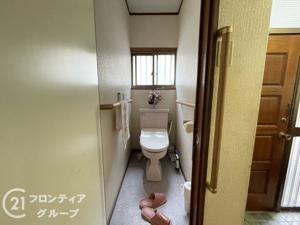 京田辺市草内上リ立の中古一戸建て