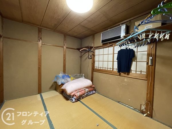 京田辺市草内上リ立の中古一戸建て