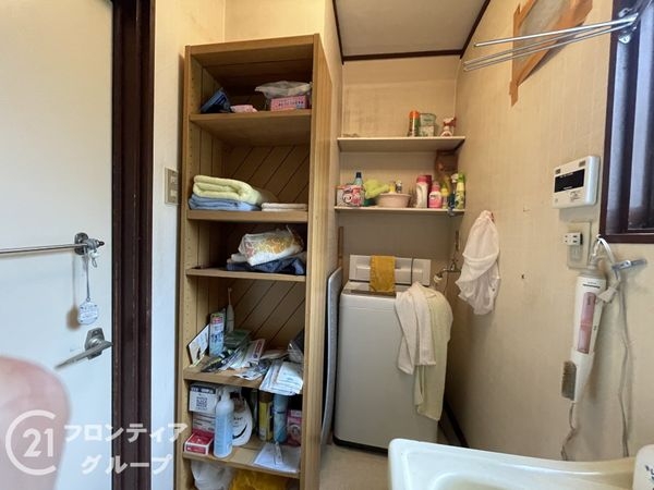 京田辺市草内上リ立の中古一戸建て