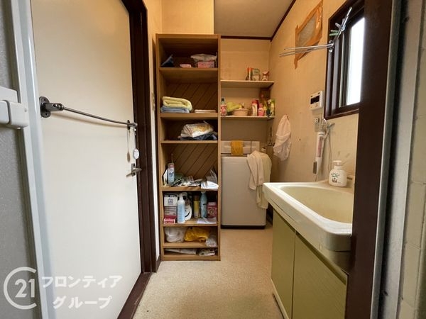 京田辺市草内上リ立の中古一戸建て