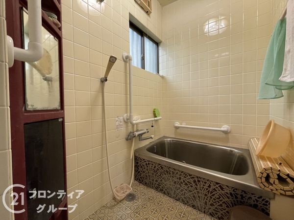 京田辺市草内上リ立中古一戸建て