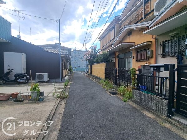 京都市伏見区深草大亀谷西久宝寺町　中古一戸建て