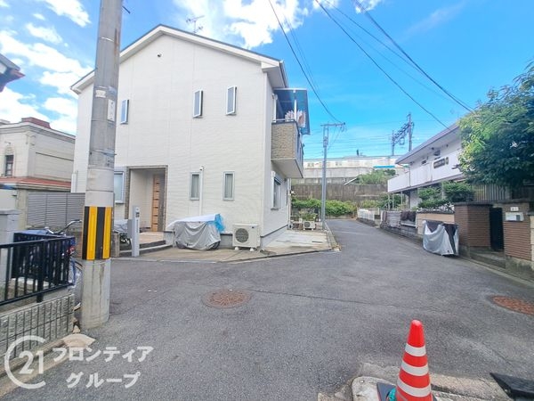 京都市伏見区深草大亀谷西久宝寺町　中古一戸建て