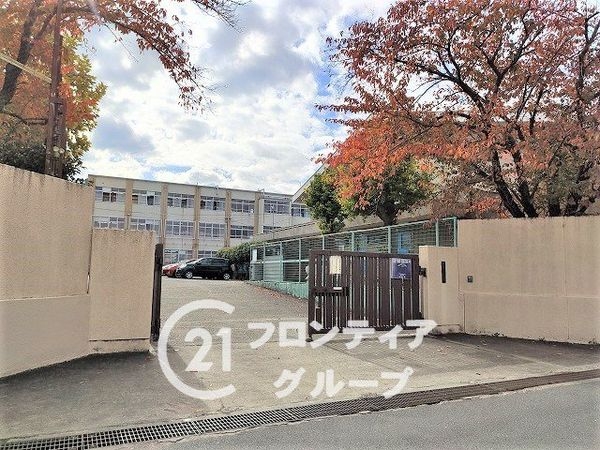 京都市伏見区羽束師古川町の中古一戸建て(羽束師小学校)