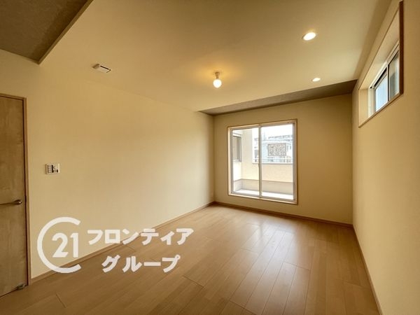 京都市伏見区羽束師古川町の中古一戸建て