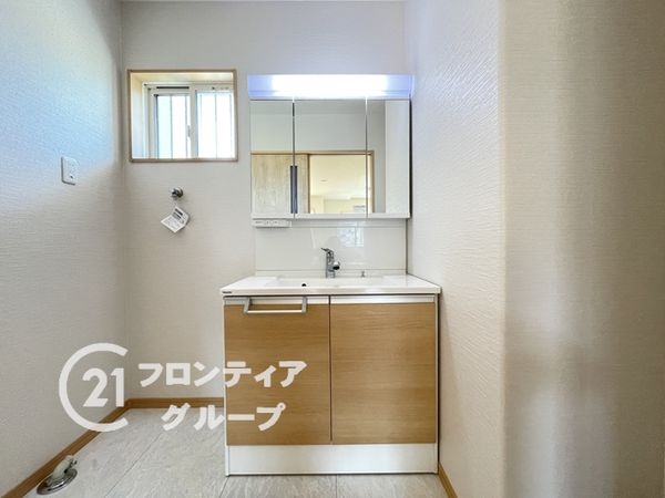 京都市伏見区羽束師古川町の中古一戸建て