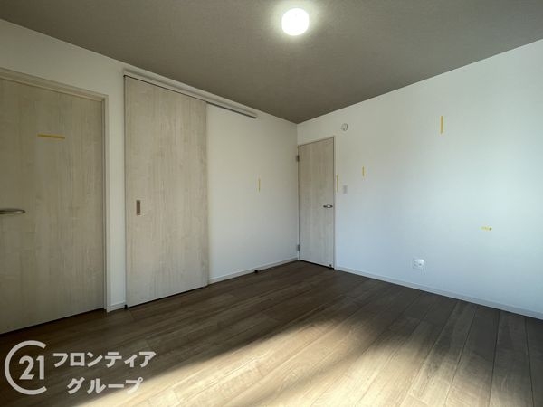 京都市伏見区深草大亀谷西久宝寺町　新築一戸建て
