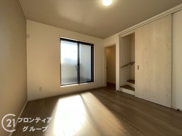 京都市伏見区深草大亀谷西久宝寺町　新築一戸建て