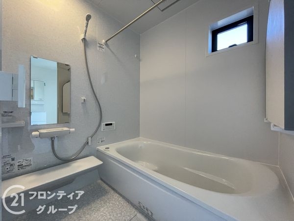 京都市伏見区深草大亀谷西久宝寺町　新築一戸建て