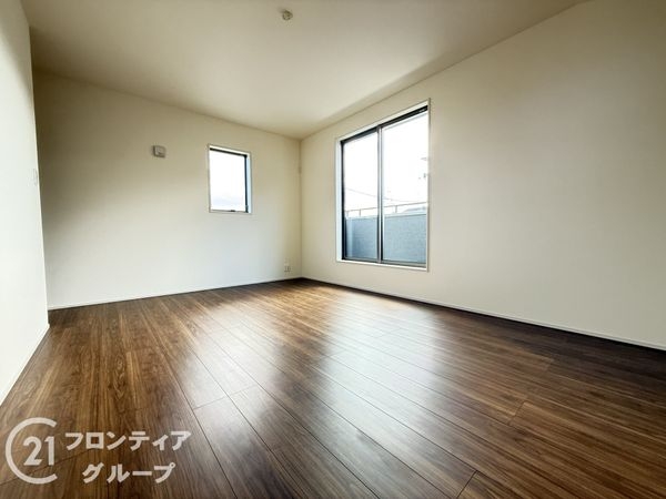 京都市伏見区深草願成町 新築一戸建て 2号棟(寝室)