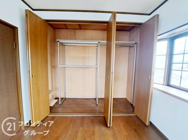 八幡市八幡長町の中古一戸建て