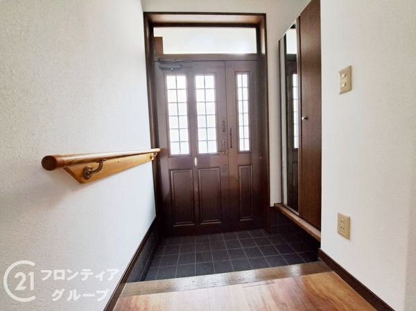 八幡市八幡長町の中古一戸建て