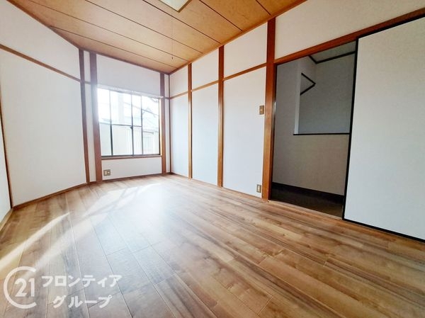 八幡市八幡長町の中古一戸建て