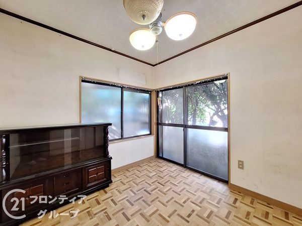 城陽市寺田宮ノ谷の中古一戸建て