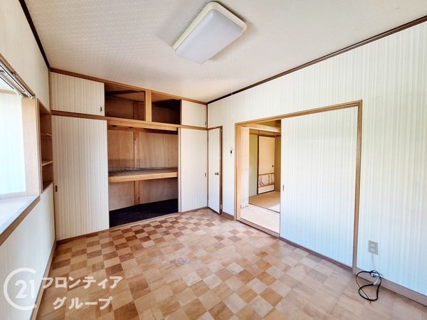 城陽市寺田宮ノ谷の中古一戸建て