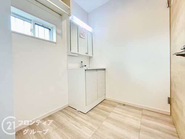 京都市伏見区羽束師古川町の中古一戸建て