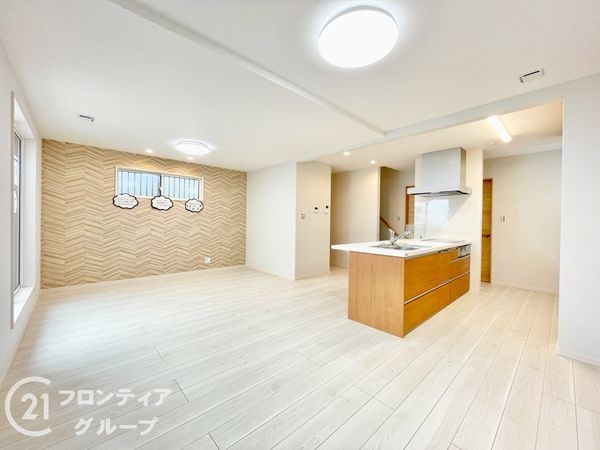 京都市伏見区羽束師古川町の中古一戸建