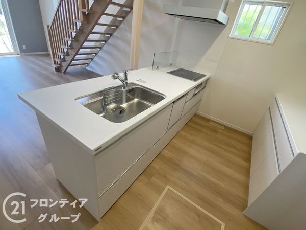 京都市伏見区羽束師古川町の中古一戸建
