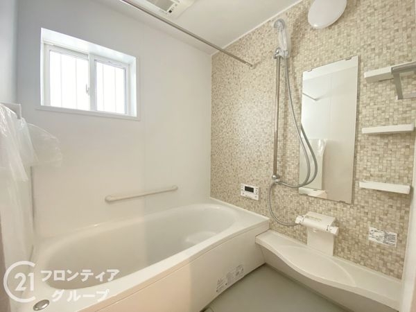京都市伏見区羽束師古川町の中古一戸建