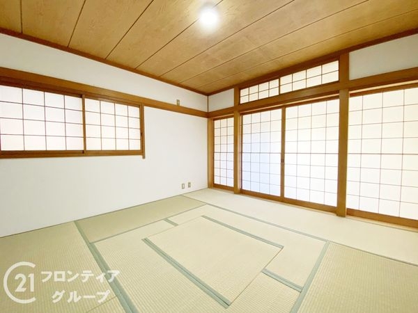 京都市山科区西野山射庭ノ上町の中古一戸建て