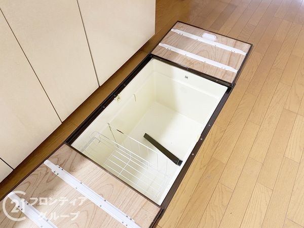 京都市山科区西野山射庭ノ上町の中古一戸建て