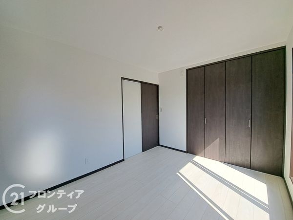 八幡市男山金振　新築一戸建て　１号棟