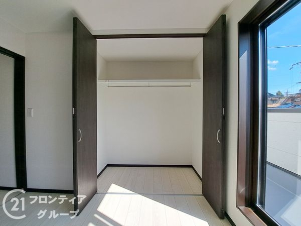 八幡市男山金振　新築一戸建て　１号棟