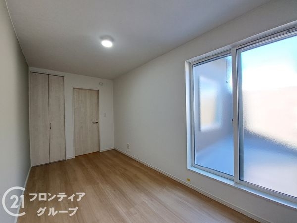 八幡市男山金振　新築一戸建て　３号棟