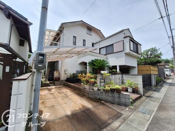 城陽市寺田宮ノ谷の中古一戸建て