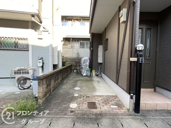 京都市南区上鳥羽西浦町　中古一戸建て