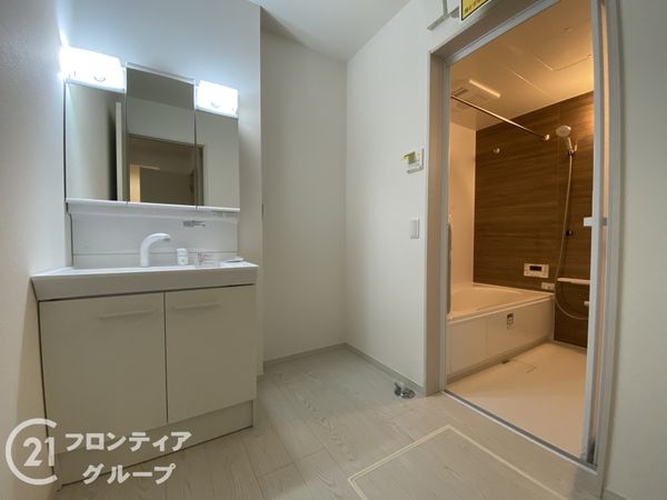 京都市伏見区淀下津町　新築一戸建て　１期　４号棟