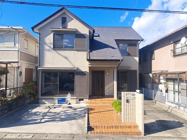 大津市月輪５丁目　中古一戸建て