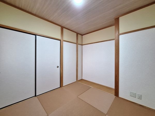 城陽市平川鍜治塚の中古一戸建て