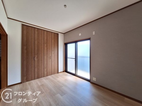 城陽市平川鍜治塚の中古一戸建て