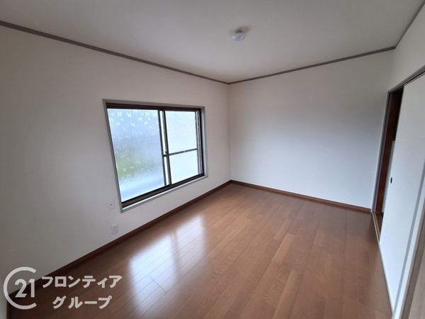 八幡市八幡岸本の中古一戸建て