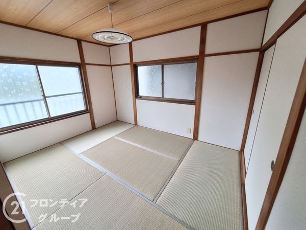 八幡市八幡岸本の中古一戸建て