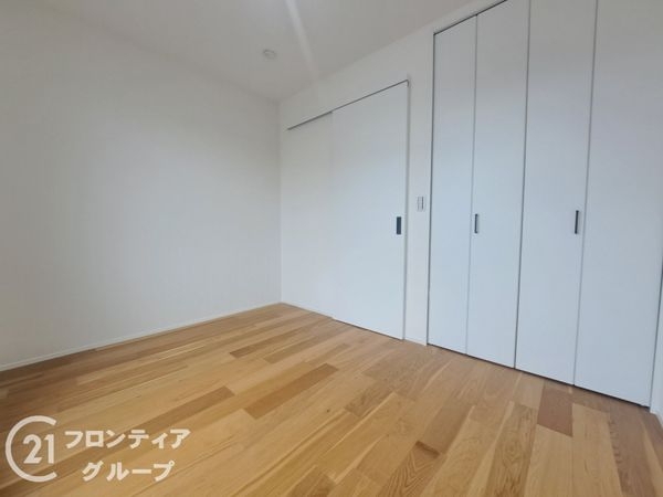 京都市伏見区深草出羽屋敷町　新築一戸建て