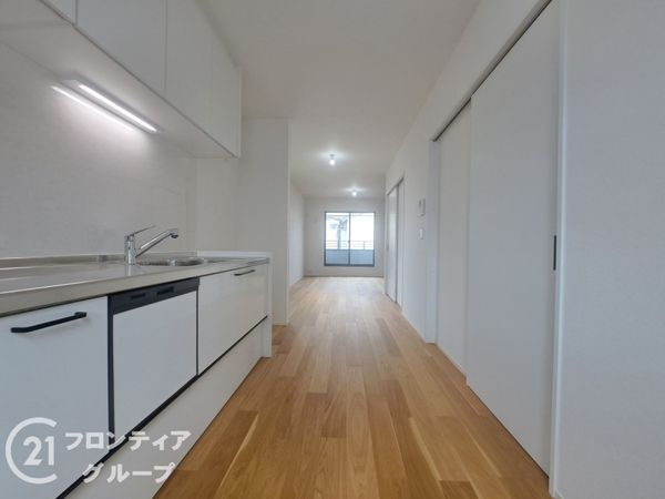 京都市伏見区深草出羽屋敷町　新築一戸建て