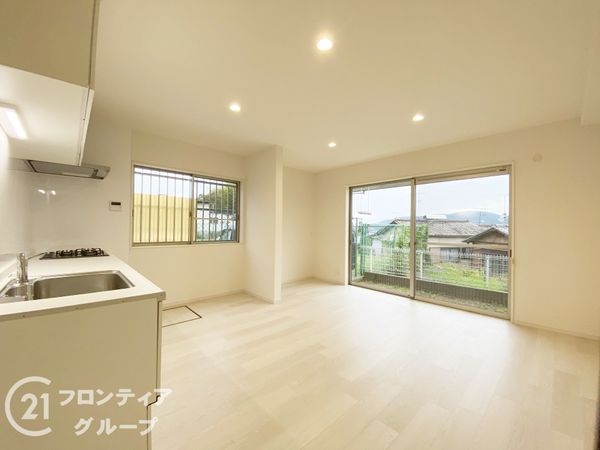 京都市山科区大宅中小路町の中古一戸建て
