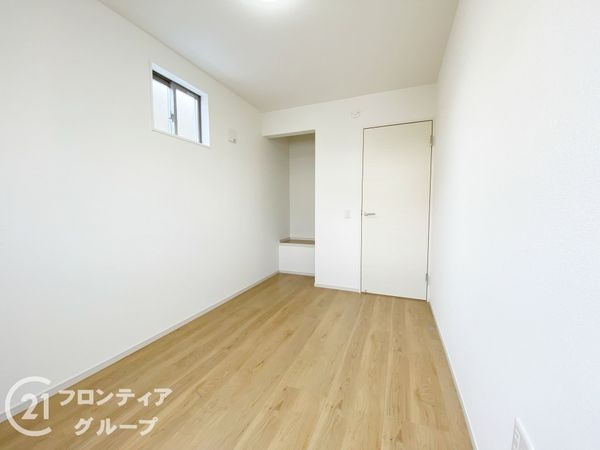 京都市伏見区羽束師鴨川町　新築一戸建て　全１区画