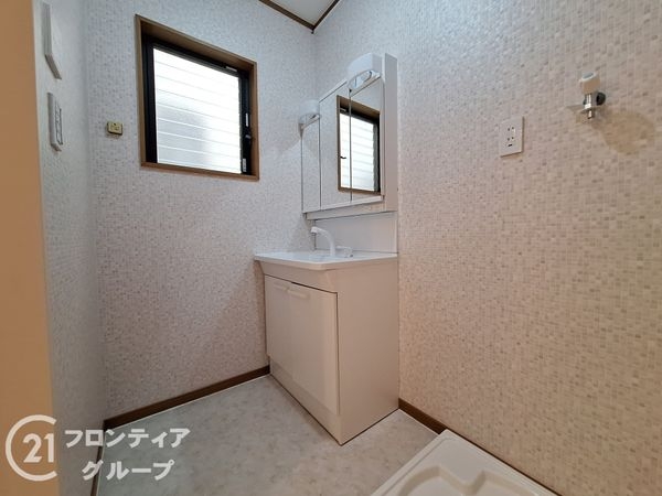 京都市伏見区久我西出町の中古一戸建て
