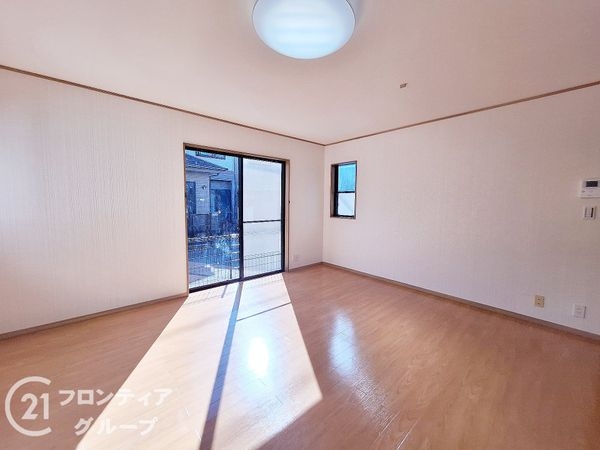 京都市伏見区久我西出町の中古一戸建て