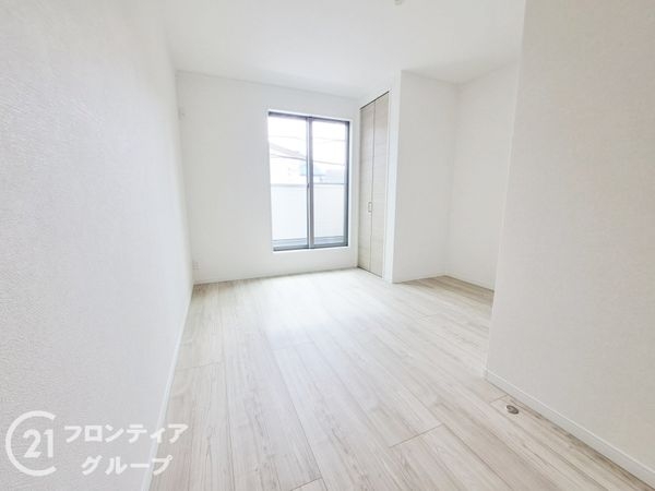 京都市山科区音羽草田町　新築一戸建て