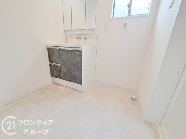 京都市山科区音羽草田町　新築一戸建て