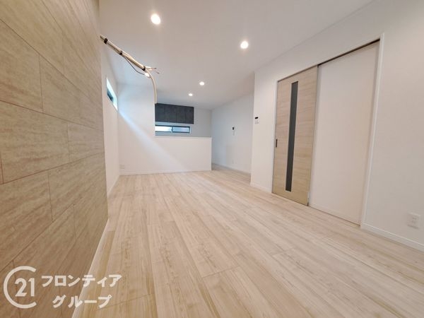 京都市山科区音羽草田町　新築一戸建て
