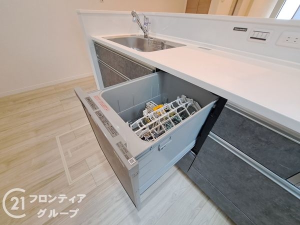 京都市山科区音羽草田町　新築一戸建て