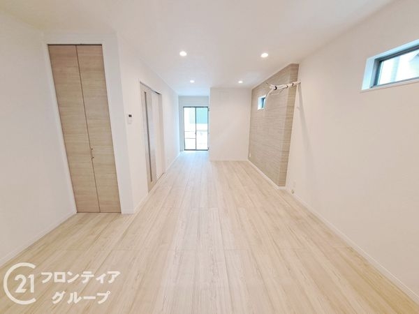 京都市山科区音羽草田町　新築一戸建て