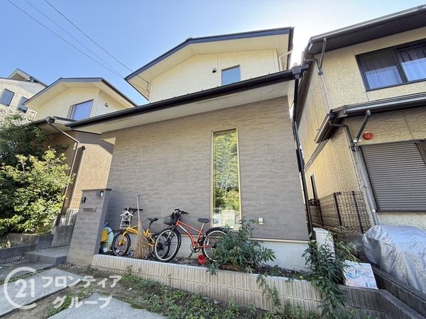 京都市伏見区深草大亀谷東古御香町の中古一戸建て